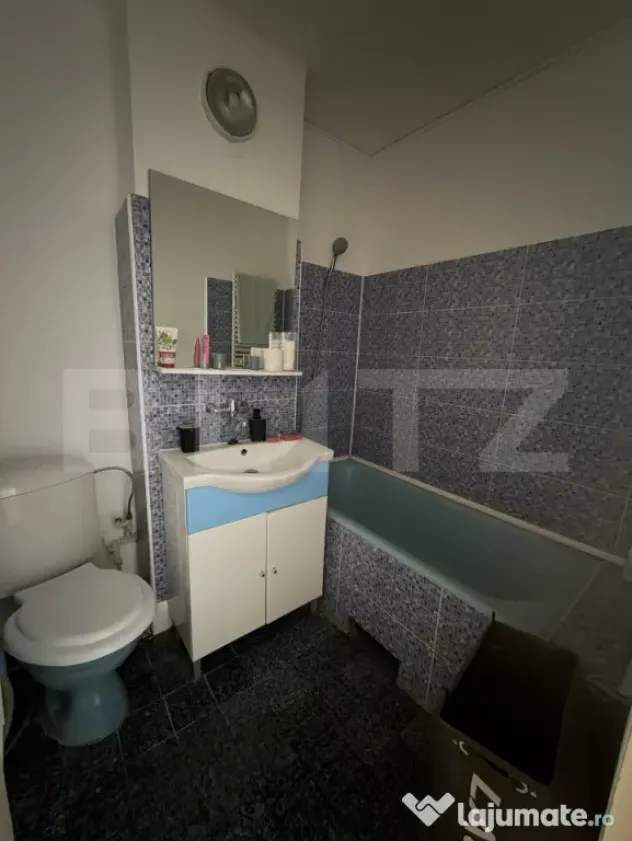 Apartament 3 camere de vânzare – zona Tudor