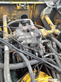 Distribuitor hidraulic excavator pe senile JCB JS300, JCB JS300 piese