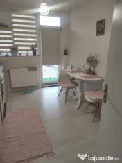 Apartament 68 mp 2 camere,decomandat, bucatarie separata, 2