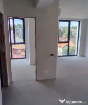 Apartament cu 2 camere 51 mp | balcon 3,4 mp | zona Andrei M