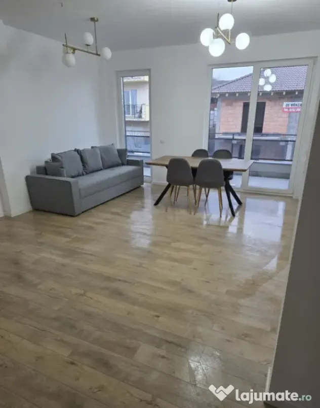 Vând ap. 2 camere 50 mp, zona Teilor , Floresti