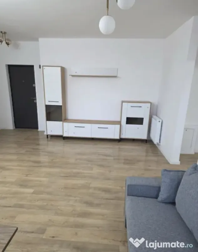Vând ap. 2 camere 50 mp, zona Teilor , Floresti