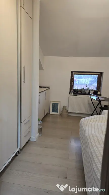 Apartament 3 camere, 2 bai , 63 mp ,zona Iris , Cluj