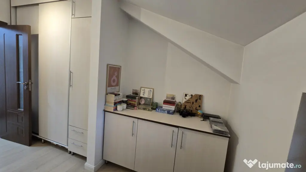 Apartament 3 camere, 2 bai , 63 mp ,zona Iris , Cluj