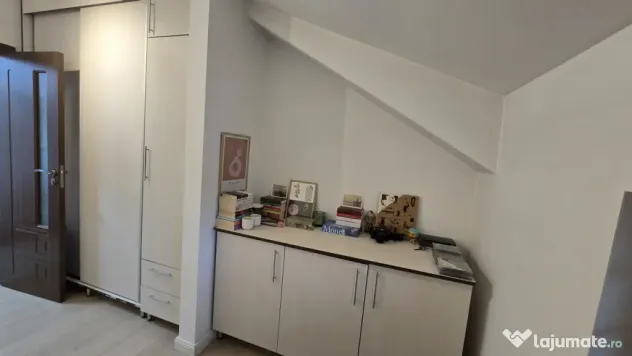 Apartament 3 camere, 2 bai , 63 mp ,zona Iris , Cluj