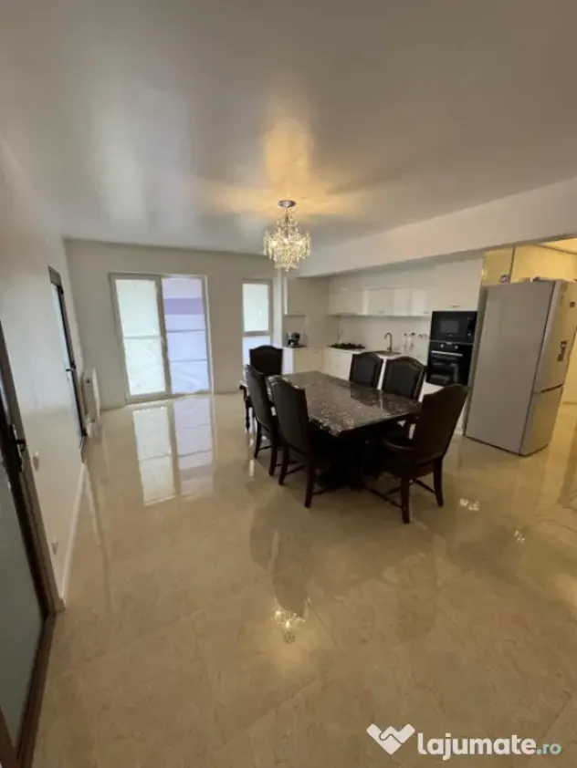 UNICAT, Apartament 4 camere 75mp, Zona Eroilor
