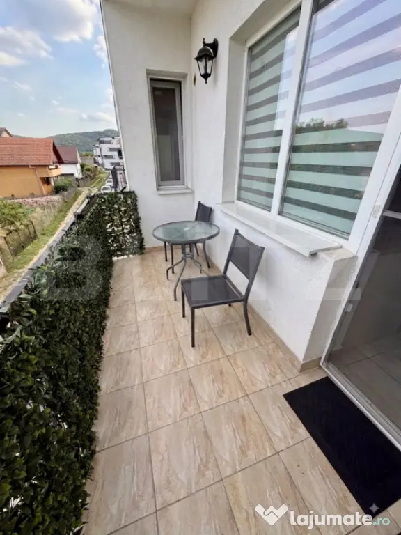 Apartament 3 camere, 56 mp, zona Tineretului - Floresti (Cluj)