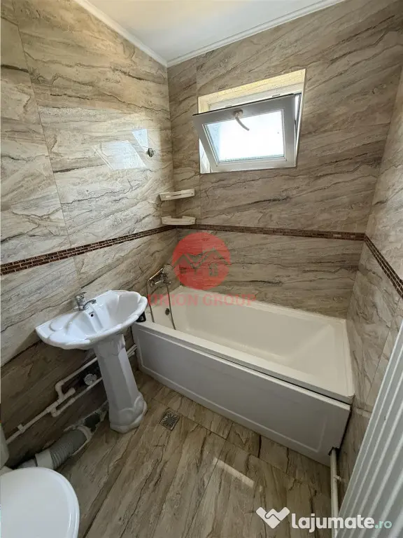 Apartament De Inchiriat, 3 Camere, Zona Tomis Nord