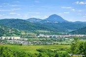 3.000mp de incantare montana cu cabana din lemn masiv, Zarne 