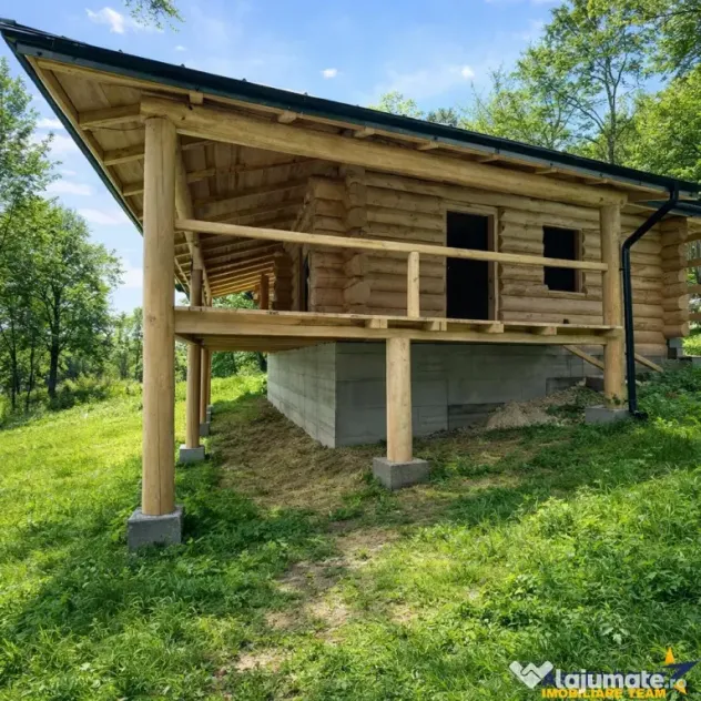 3.000mp de incantare montana cu cabana din lemn masiv, Zarne