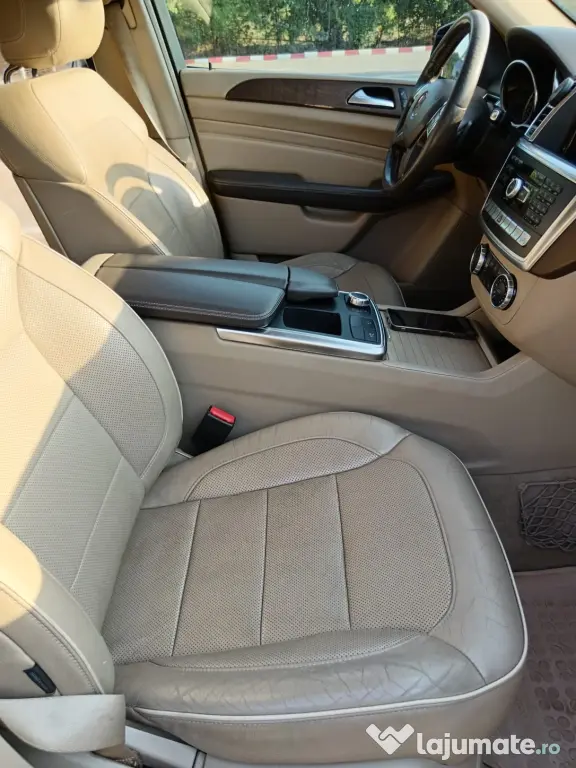 Mercedes-Benz ML 250 BlueTEC 4MATIC – 204 CP – 2012