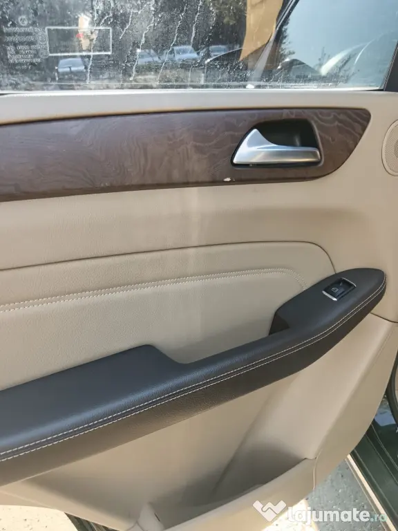 Mercedes-Benz ML 250 BlueTEC 4MATIC – 204 CP – 2012