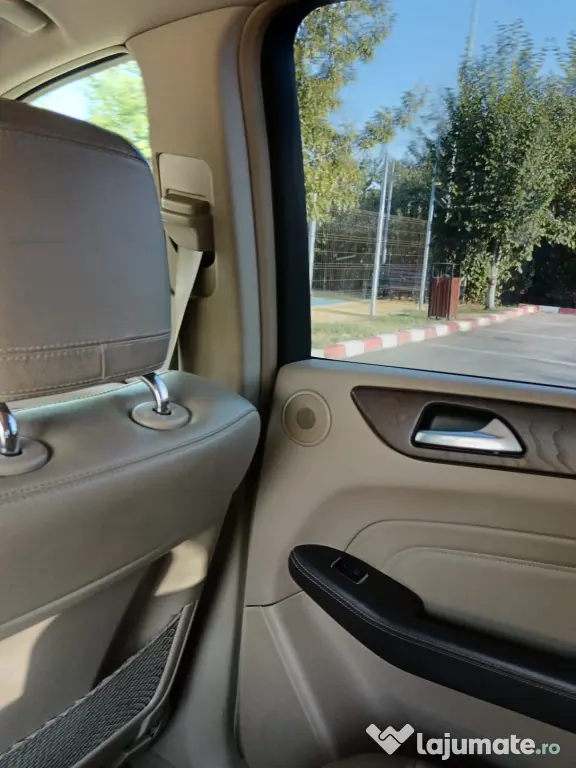 Mercedes-Benz ML 250 BlueTEC 4MATIC – 204 CP – 2012