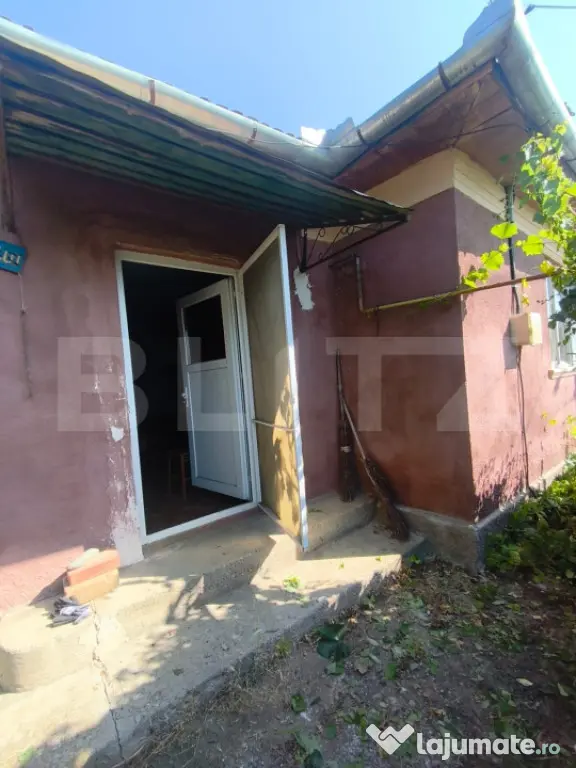 Casa de vanzare, 44 mp, zona Unirea