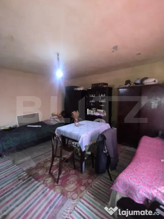 Casa de vanzare, 44 mp, zona Unirea