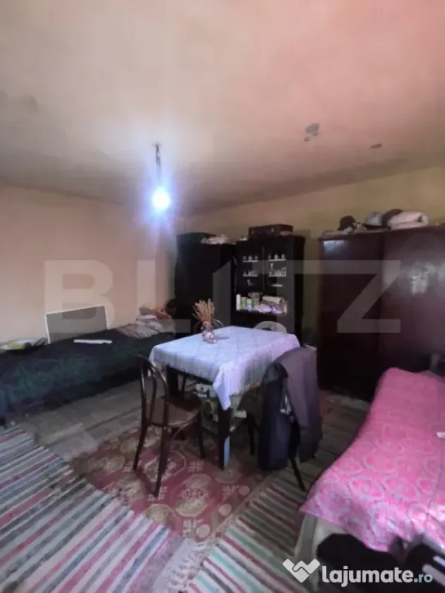 Casa de vanzare, 44 mp, zona Unirea