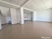 Spațiu Comercial de Închiriat langa primaria Golesti 