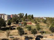 Apartament cu 3 camere de închiriat în zona Lotus Retai...