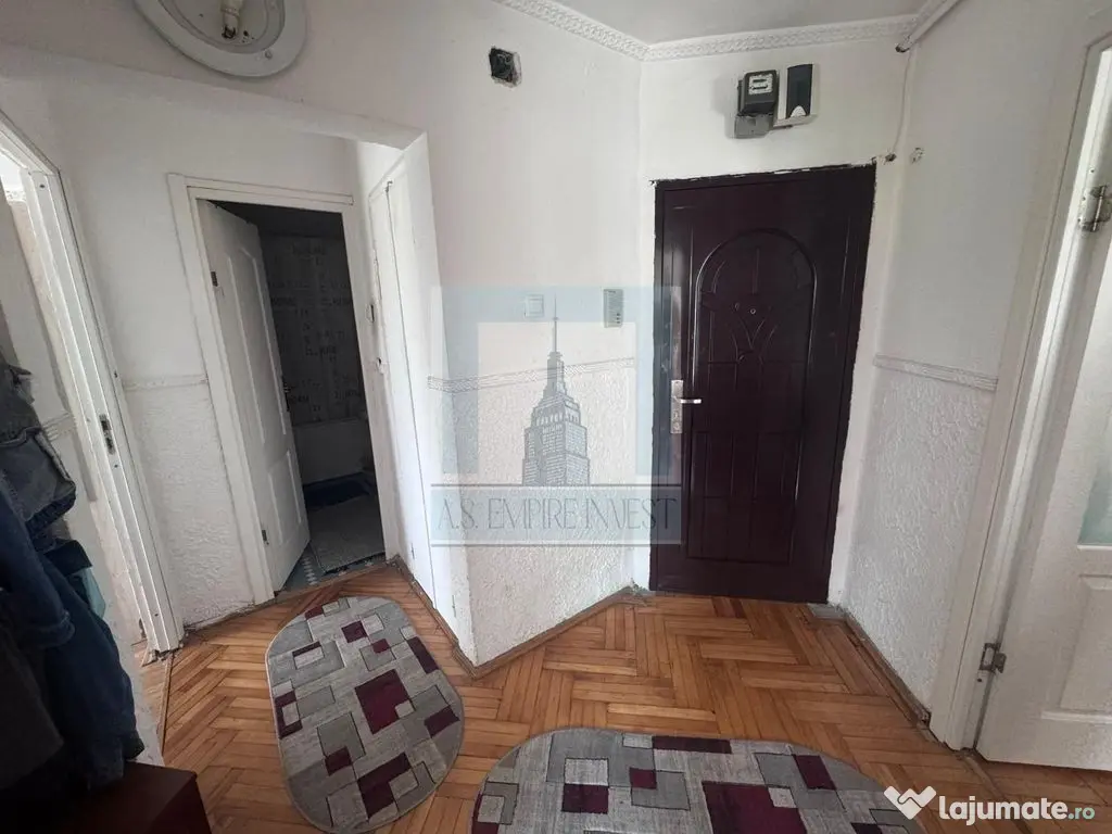 Apartament 2 camere de vânzare – Tractorul, str. Bronz...