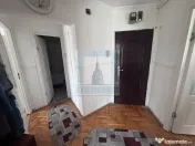Apartament 2 camere de vânzare – Tractorul, str. Bronz...