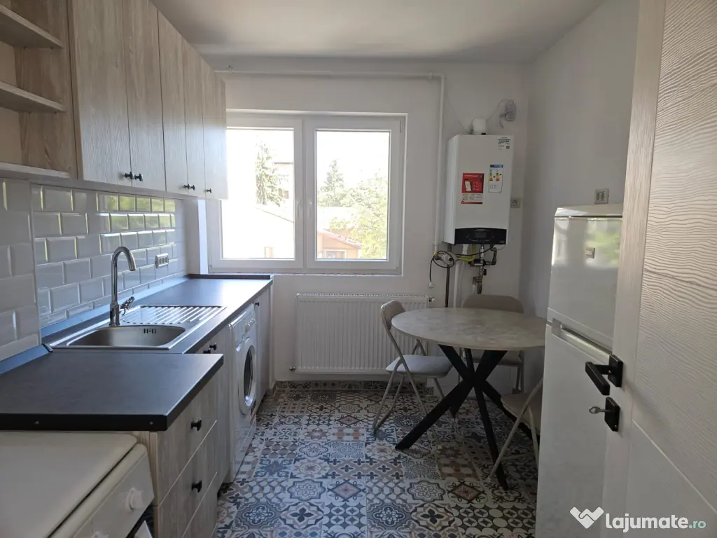 Inchiriere apartament 2 camere renovat mobilat central
