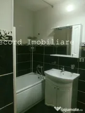Apartament 3 camere zona Poligon Floresti 