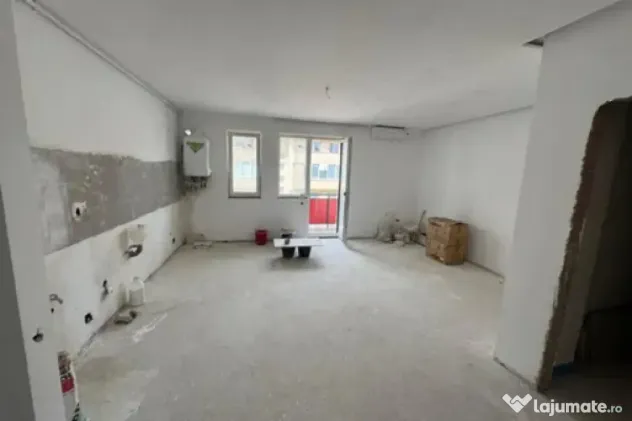 Apartament 3 camere 66mp+balcon 12mp zona Terra