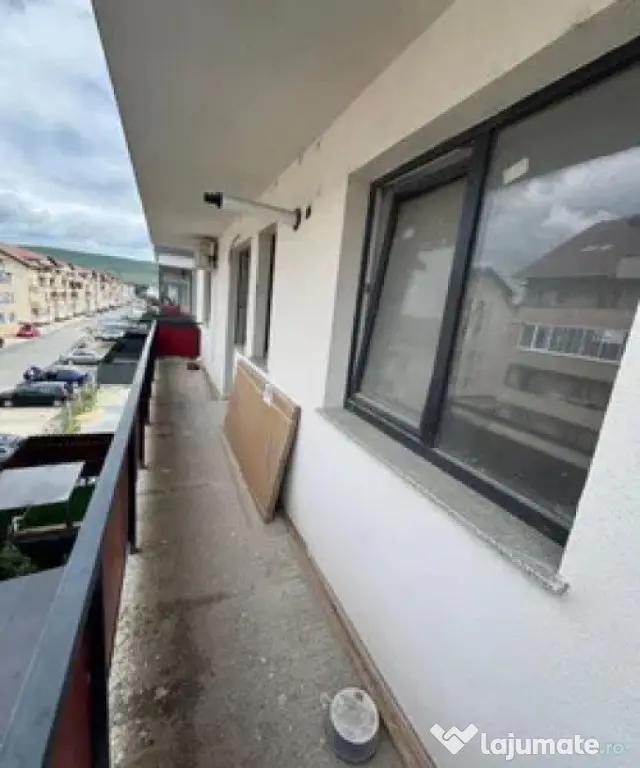 Apartament 3 camere 66mp+balcon 12mp zona Terra