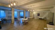 Casa de vanzare, pretabila pentru investitie si locuit 