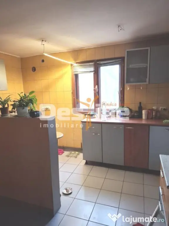 Casa Poiana Campina 6 camere, 228 mp. S.C. . 1521 mp teren.! - Poiana Campina (Prahova)