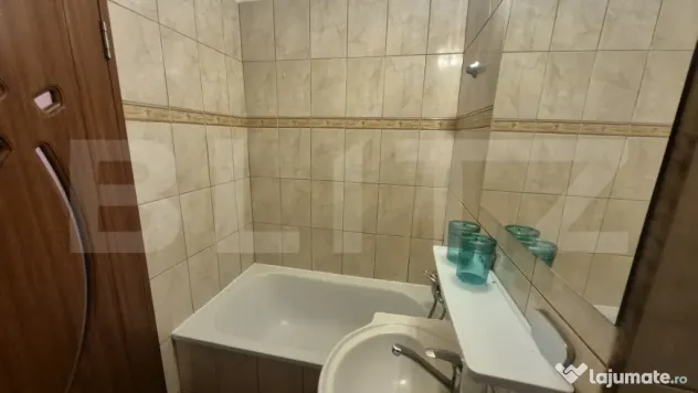 Apartament cu 2 camere de vanzare, 33,22 mp, Micro 14