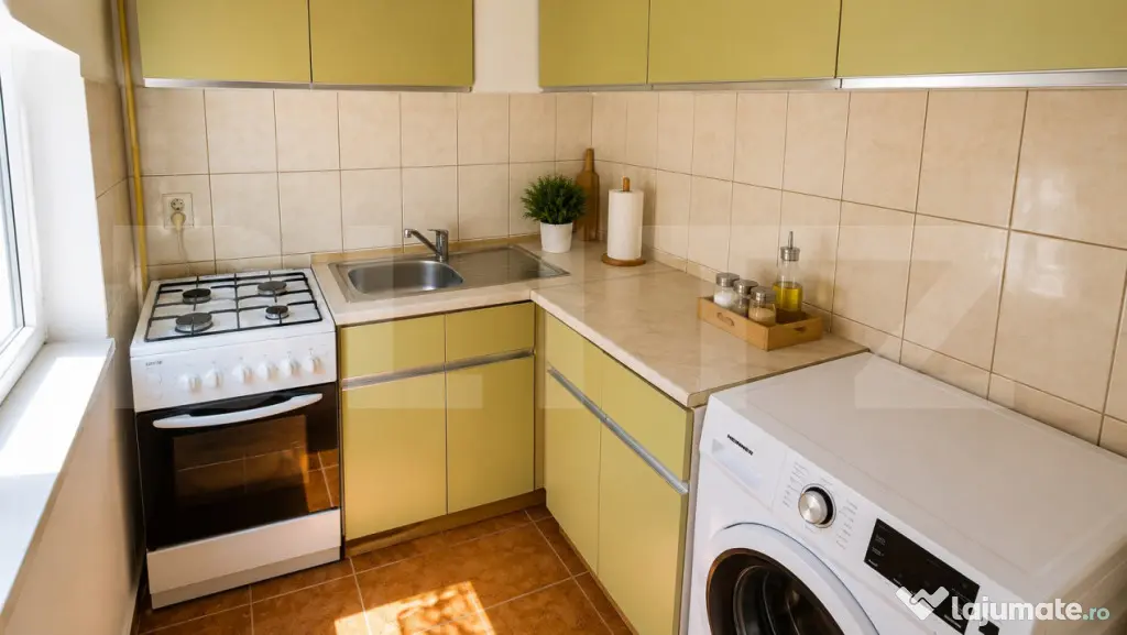Apartament cu 2 camere de vanzare, 33,22 mp, Micro 14