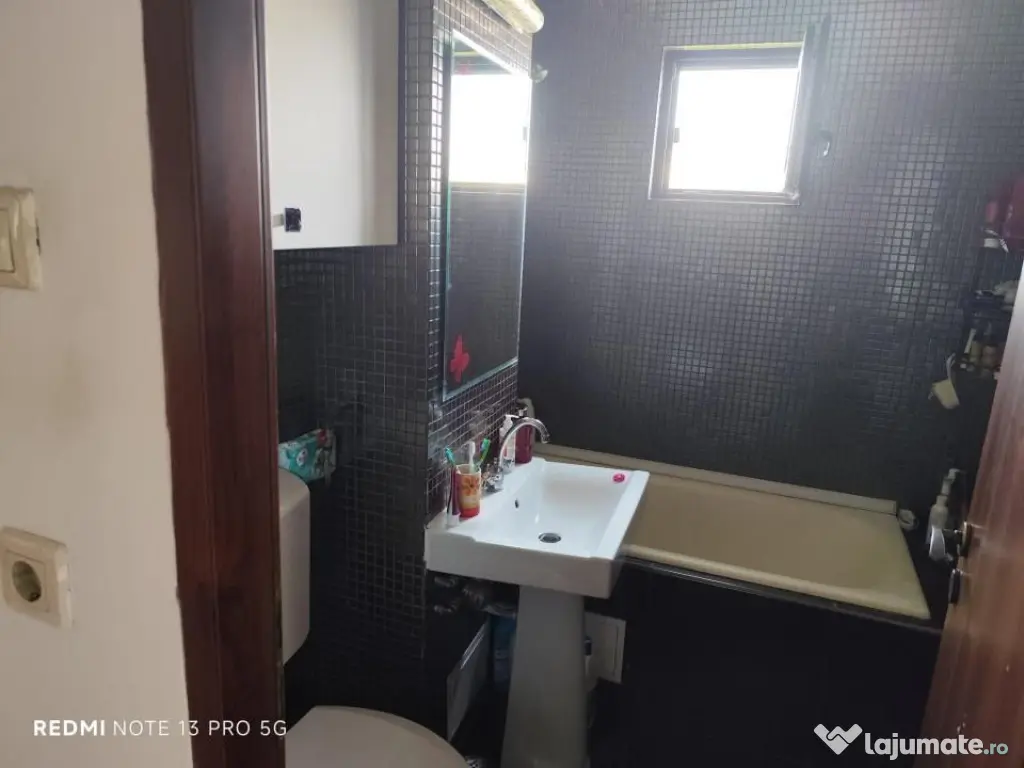 Apartament 4 camere Nord Mega Image