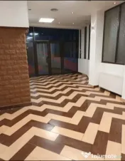 Proprietar inchiriez spatiu stradal 
