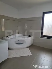 Vila de lux cu 380mp utili in Reghin 
