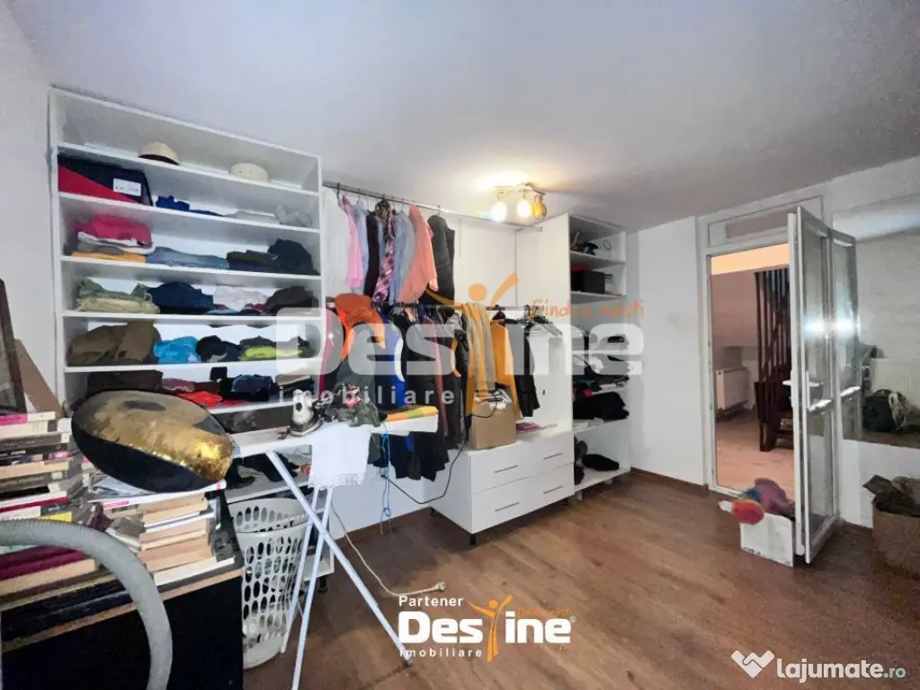 Apartament individual 4 camere 110 mp în Vilă + 167mp C... - Iasi (Iasi)