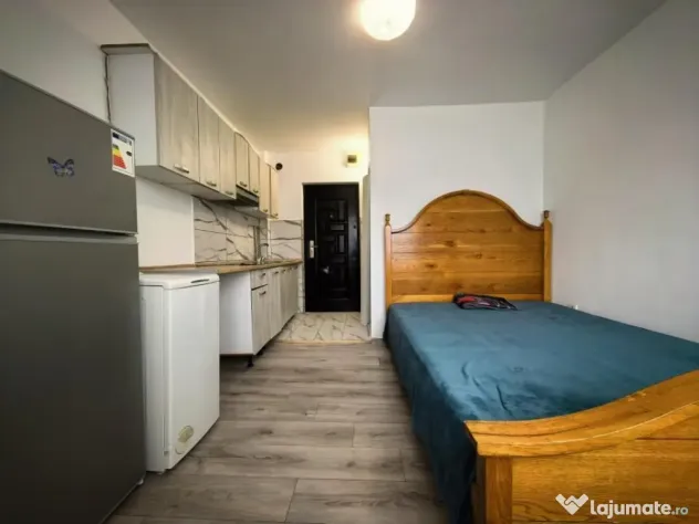 Cameră cămin 16 mp baie proprie mobilat și utilată re...