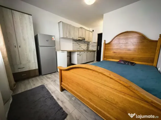 Cameră cămin 16 mp baie proprie mobilat și utilată re...