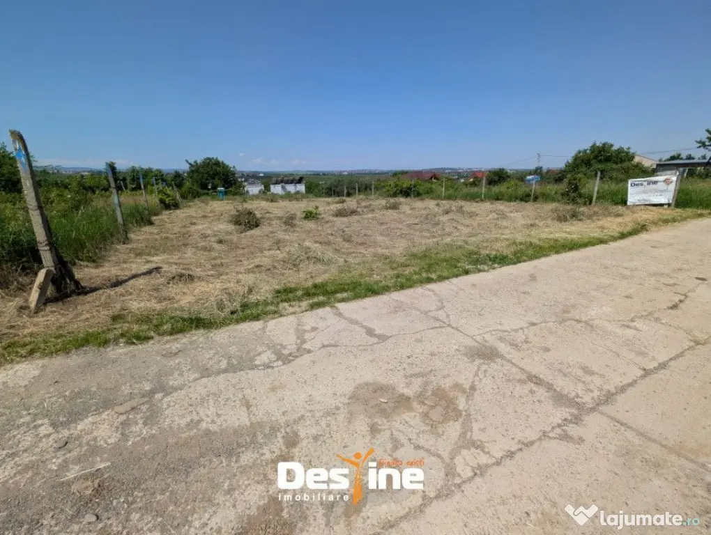 Bârnova - Teren Intravilan 974 Mp, utilitati, drum betonat