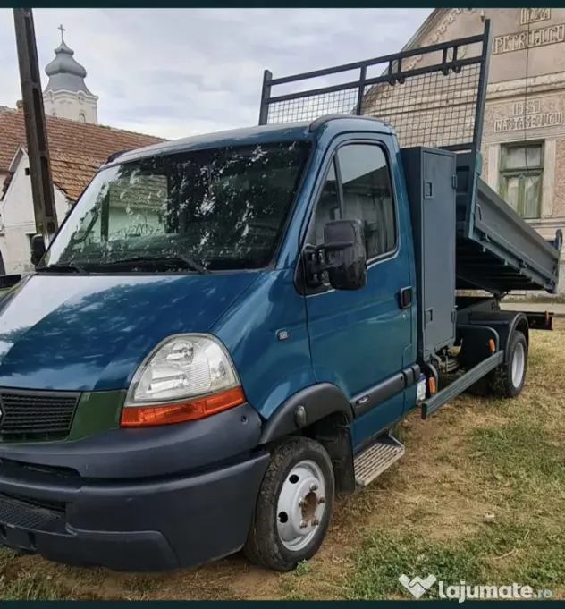 Renault mascott
