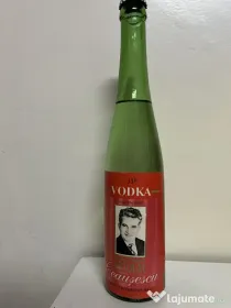 Vand vodka Ceausescu "Sa facem totu"