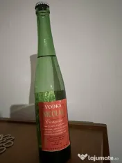 Vand vodka Ceausescu "Sa facem totu" 