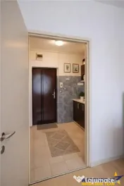 Garsoniera cu baie si bucatarie, mobilata, loc parcare, Trac 