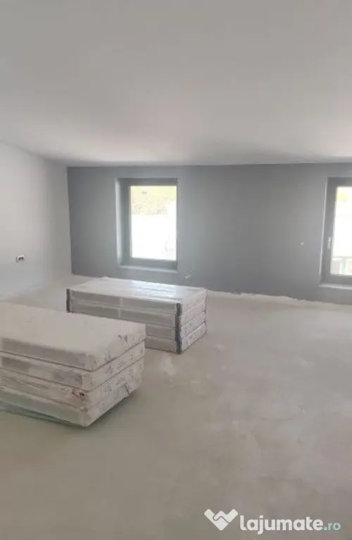 Spatiu comercial nou. Spatiu birouri