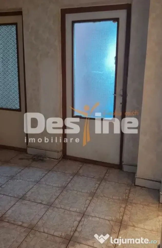 Apartament 3 camere, 2 grupuri sanitare, 2 balcoane, etaj... - Vaslui (Vaslui)