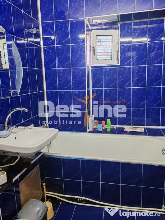Apartament 3 camere, 2 grupuri sanitare, 2 balcoane, etaj... - Vaslui (Vaslui)