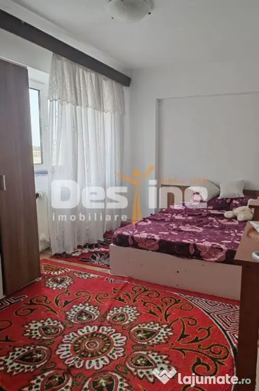 Apartament 3 camere, 2 grupuri sanitare, 2 balcoane, etaj... - Vaslui (Vaslui)