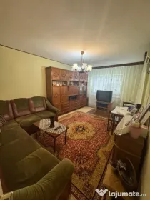 Apartament 3 camere, 68 mp, zona Rovine