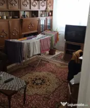 Apartament 3 camere decomandat Rovine 