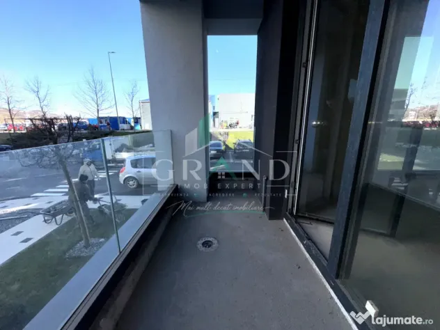 SPAȚIU COMERCIAL 120mp | 4 ÎNCĂPERI | 3 BAI | TERASĂ 20m